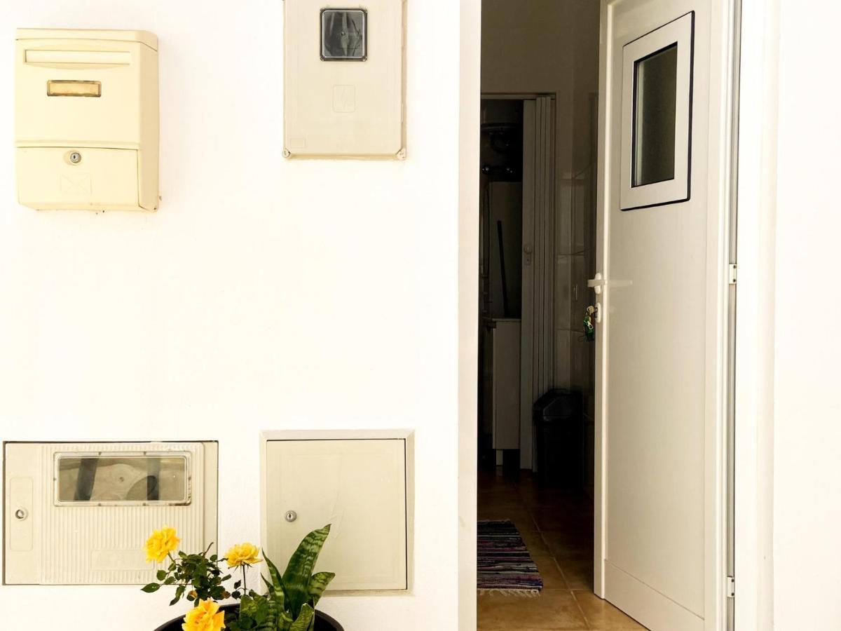 Cozy Studio In Lagos #1875 Apartment Bagian luar foto
